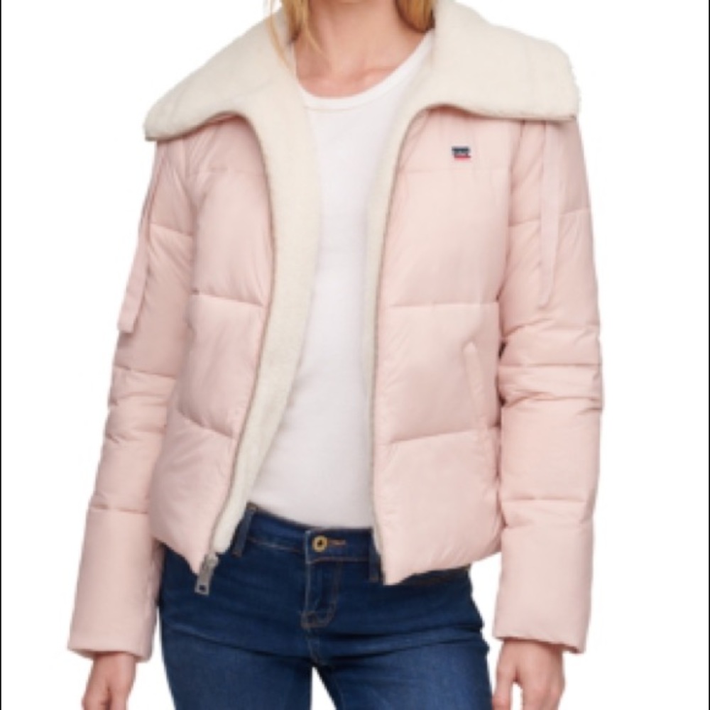 NWOT Levi’s Sherpa Lined Puffer | Small | Baby Pink